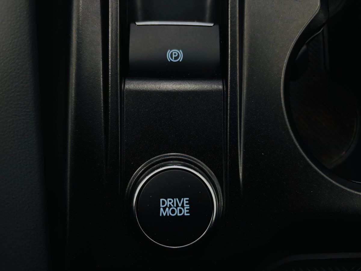 Used 2026 Ford Explorer Active AWD/4WD image 56