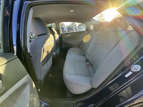 Used 2011 Hyundai Sonata GLS image 38