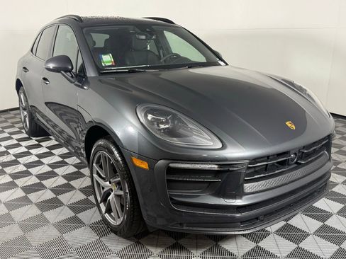 New 2026 Porsche Macan image 9