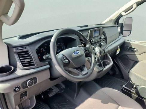 New 2025 Ford Transit 250 Low Roof image 22