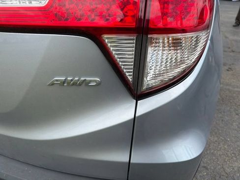 Used 2020 Honda HR-V EX image 6