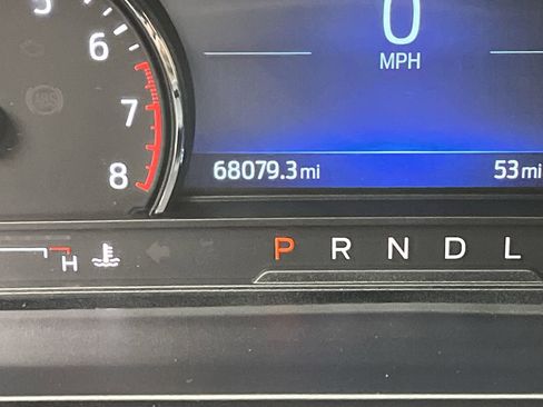 Certified 2022 Ford Explorer XLT w/ Equipment Group 202A AWD/4WD image 17