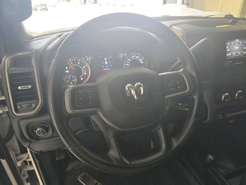 Used 2022 RAM 2500 Tradesman w/ Chrome Appearance Group AWD/4WD image 13