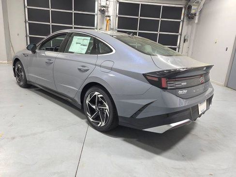 New 2026 Hyundai Sonata SEL FWD image 8