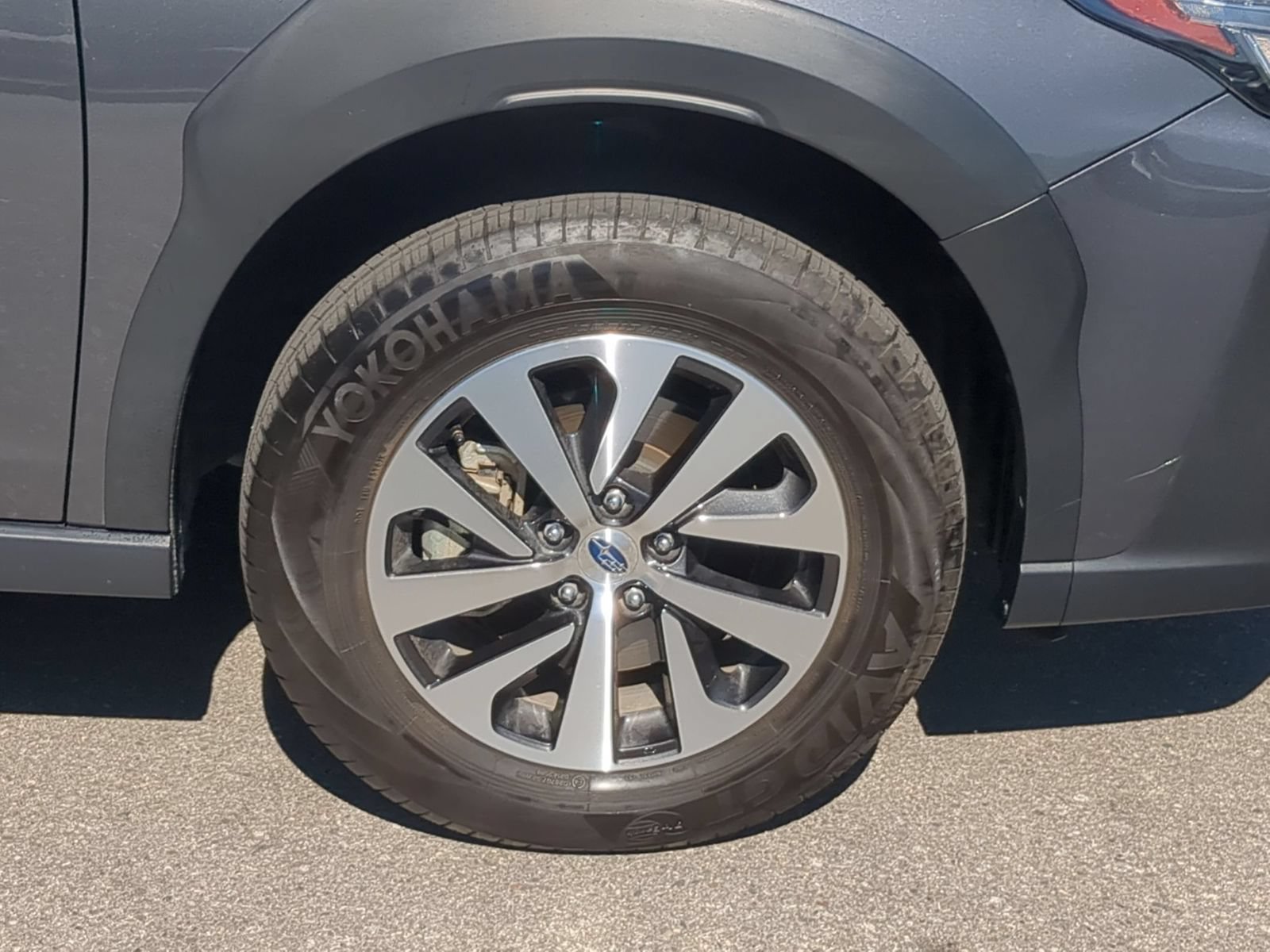 Certified 2025 Subaru Outback Premium AWD/4WD image 12