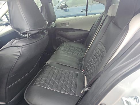 Used 2020 Toyota Corolla LE FWD image 15