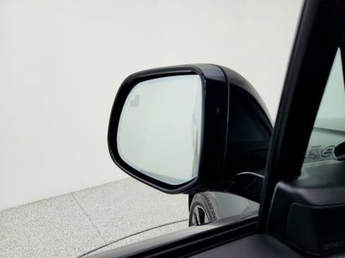 New 2026 Land Rover Range Rover Sport SE image 19