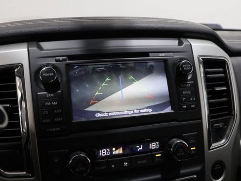 Used 2018 Nissan Titan PRO-4X AWD/4WD image 28