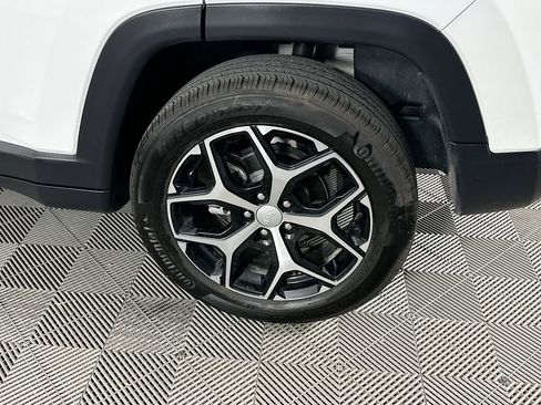 Certified 2024 Jeep Compass Limited AWD/4WD image 41