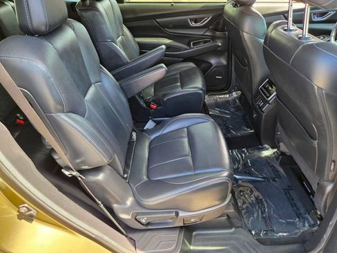 Used 2023 Subaru Ascent Limited w/ Technology Package image 20
