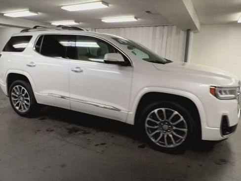 Certified 2021 GMC Acadia Denali w/ Denali Technology Package AWD/4WD image 2