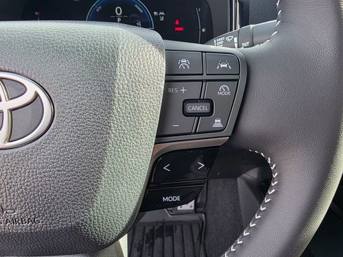 New 2026 Toyota Camry SE FWD image 10