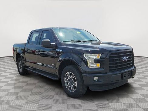 Used 2016 Ford F150 XLT w/ Equipment Group 301A Mid AWD/4WD image 7