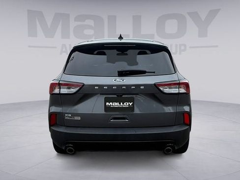 Certified 2021 Ford Escape SE w/ SE Sport Appearance Package FWD image 4