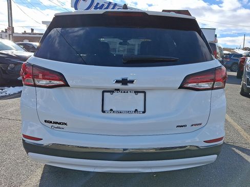 Used 2023 Chevrolet Equinox RS image 4