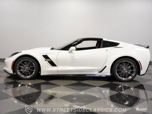 Used 2019 Chevrolet Corvette Grand Sport image 7
