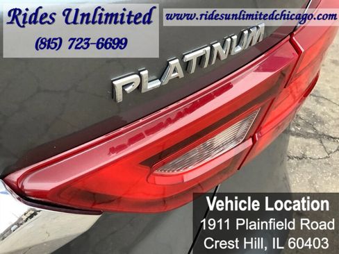 Used 2017 Nissan Maxima Platinum image 40