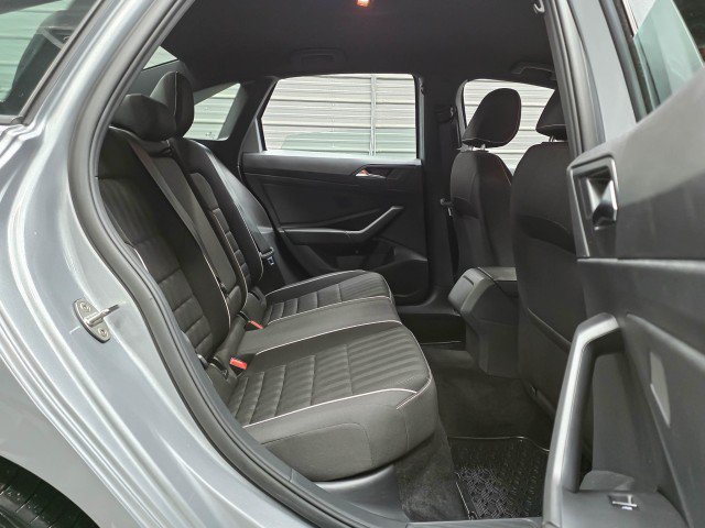 Used 2023 Volkswagen Jetta Sport FWD image 17