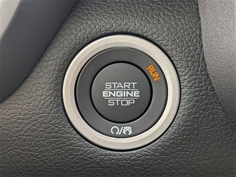 New 2025 RAM 2500 Laramie image 31