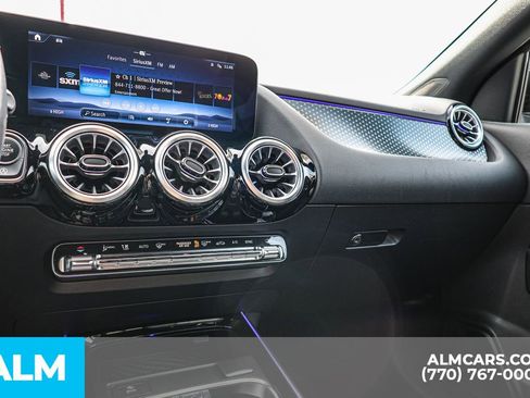 Used 2025 Mercedes-Benz GLA 250 4MATIC image 42