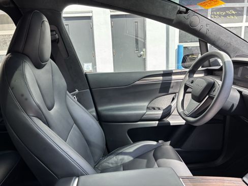 Used 2023 Tesla Model X AWD/4WD image 25