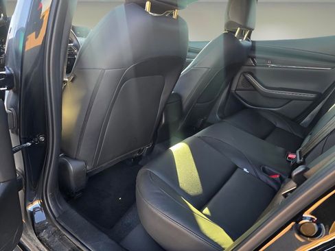 Used 2025 MAZDA MAZDA3 s image 15