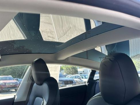 Used 2018 Tesla Model 3 Long Range RWD image 23