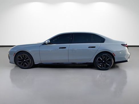 Used 2023 BMW 760i xDrive w/ Executive Package AWD/4WD image 6