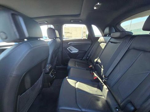 New 2025 Audi Q3 2.0T Premium image 16