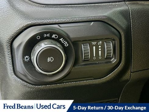 Used 2022 Jeep Wrangler Unlimited Sport AWD/4WD image 15