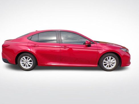 Used 2025 Toyota Camry LE FWD image 6