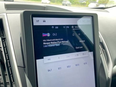 Used 2024 Ford Edge SEL image 15