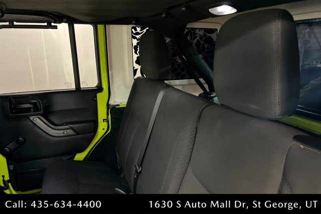 Used 2017 Jeep Wrangler Unlimited Sport w/ Connectivity Group AWD/4WD image 20