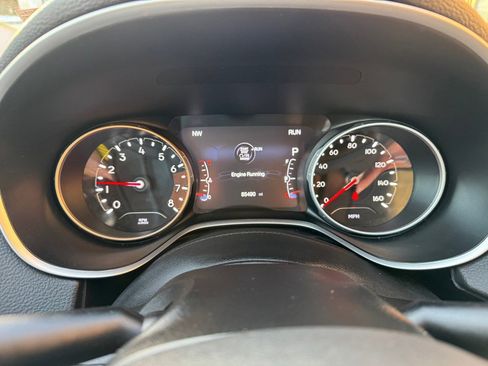 Used 2018 Jeep Compass Latitude w/ Popular Equipment Group image 11