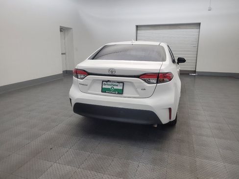 Used 2024 Toyota Corolla LE FWD image 7