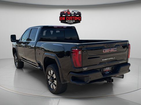 Used 2025 GMC Sierra 2500 Denali w/ Denali Reserve Package AWD/4WD image 5