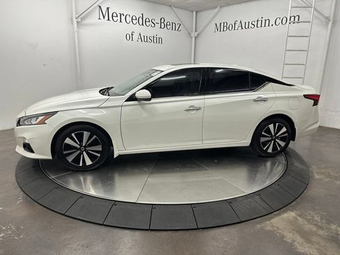 Used 2022 Nissan Altima 2.5 SL FWD image 4