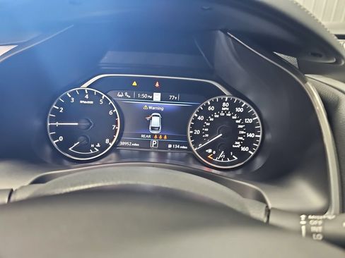 Used 2023 Nissan Murano SL w/ SL Moonroof Package AWD/4WD image 19