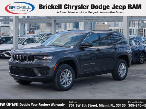 New 2025 Jeep Grand Cherokee Laredo image 1