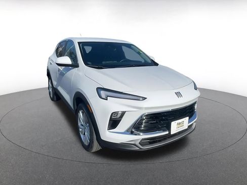 Used 2025 Buick Encore GX Preferred image 3