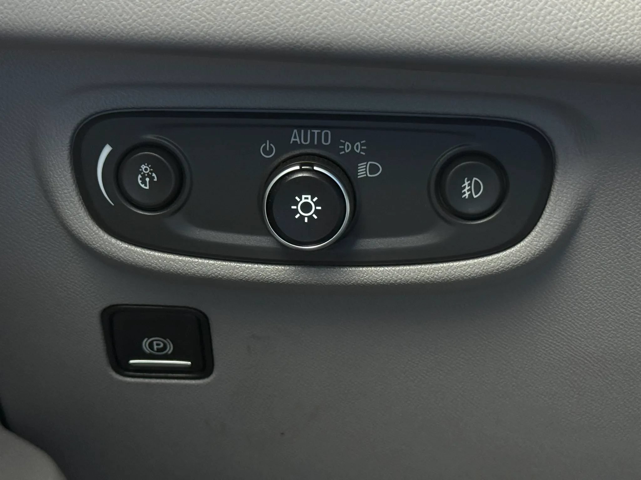 Used 2018 GMC Terrain SLT w/ Preferred Package FWD image 25