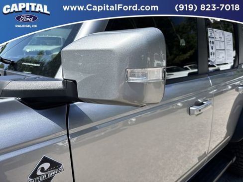Certified 2024 Ford Bronco Outer Banks w/ Sasquatch Package AWD/4WD image 12