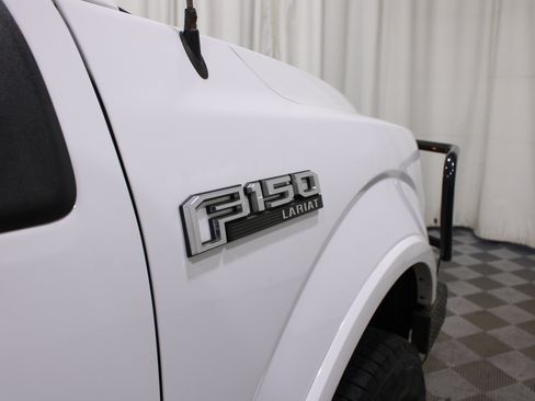 Used 2016 Ford F150 Lariat w/ Equipment Group 501A Mid AWD/4WD image 28