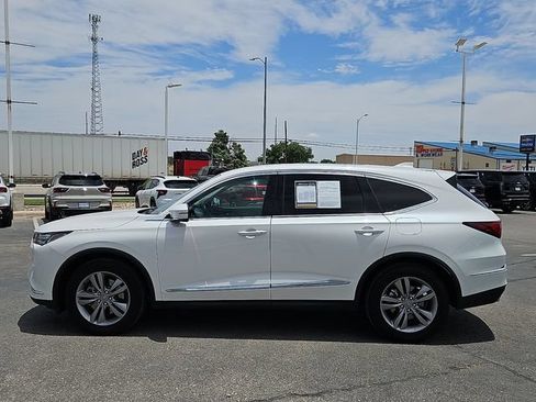 Used 2023 Acura MDX FWD image 2