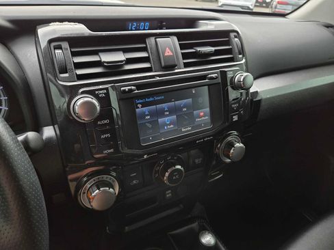 Used 2018 Toyota 4Runner TRD Pro AWD/4WD image 28