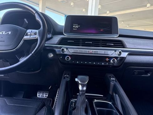 Used 2022 Kia Telluride SX w/ SX Prestige Package AWD/4WD image 18