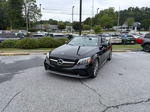 Used 2019 Mercedes-Benz C 300 Cabriolet image 2