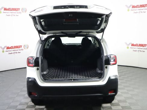 Used 2023 Subaru Outback Premium image 12
