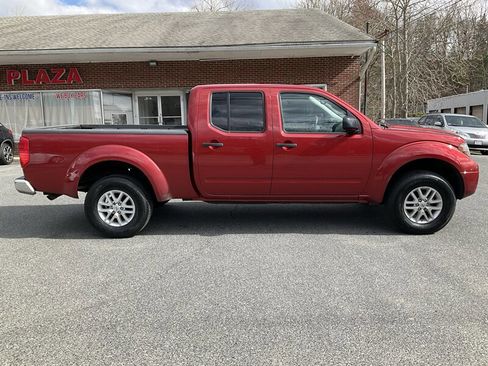 Used 2018 Nissan Frontier SV w/ Value Truck Package image 4