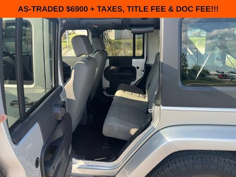 Used 2007 Jeep Wrangler Unlimited Sahara RWD image 9